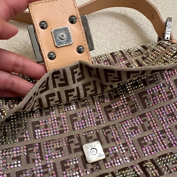Fendi Baguette Crystal Brown FF - Picture 11 of 16